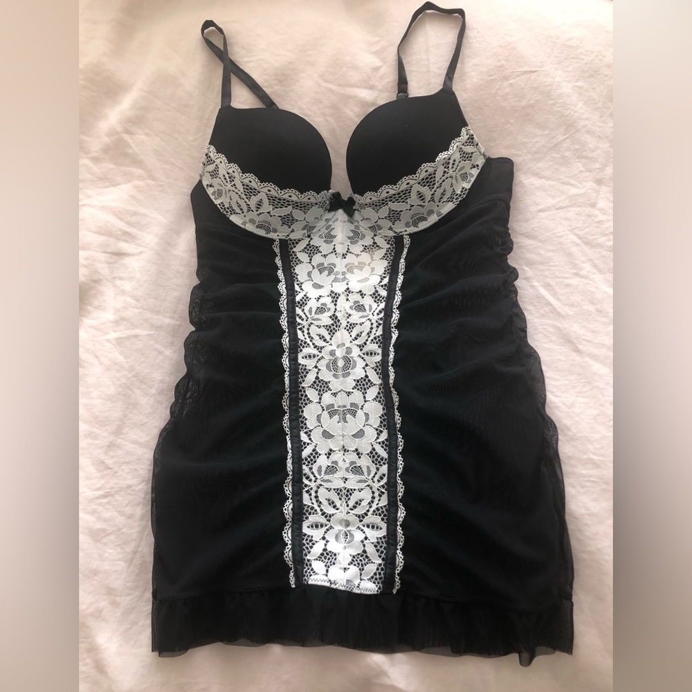 La Senza lace & mesh chemise & G-string set